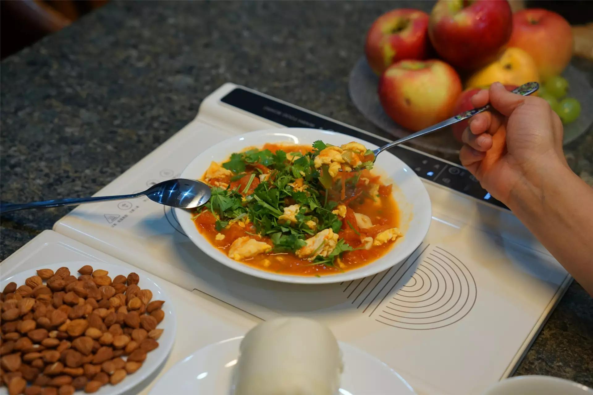 粗茶淡饭也需热腾腾的吃：七彩叮当暖菜板体验