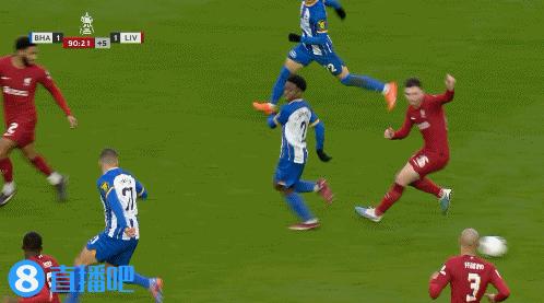 三球王打爆利物浦边后卫阿诺德,利物浦三球大逆转