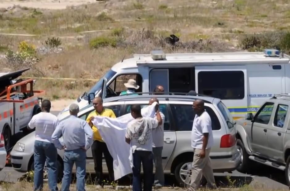 印度裔英国夫妻南非抢劫杀人案,南非女性被害事件原视频