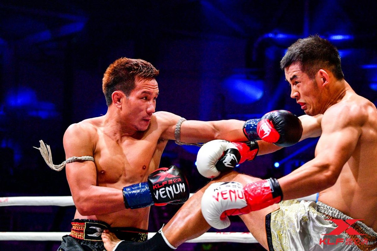 搏击运动员从多大开始训练,搏击运动员有哪些厉害的招式