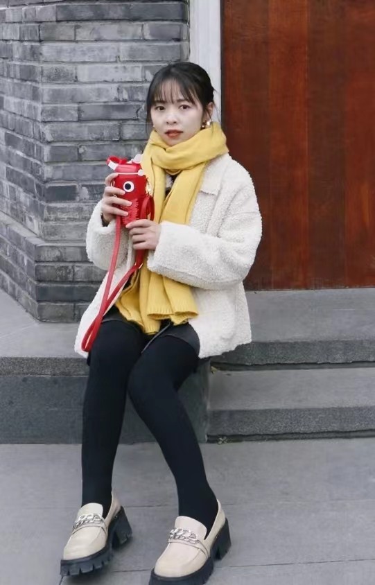 时尚女生冬天应该穿什么鞋子好看,冬天女性穿什么鞋子舒服好看