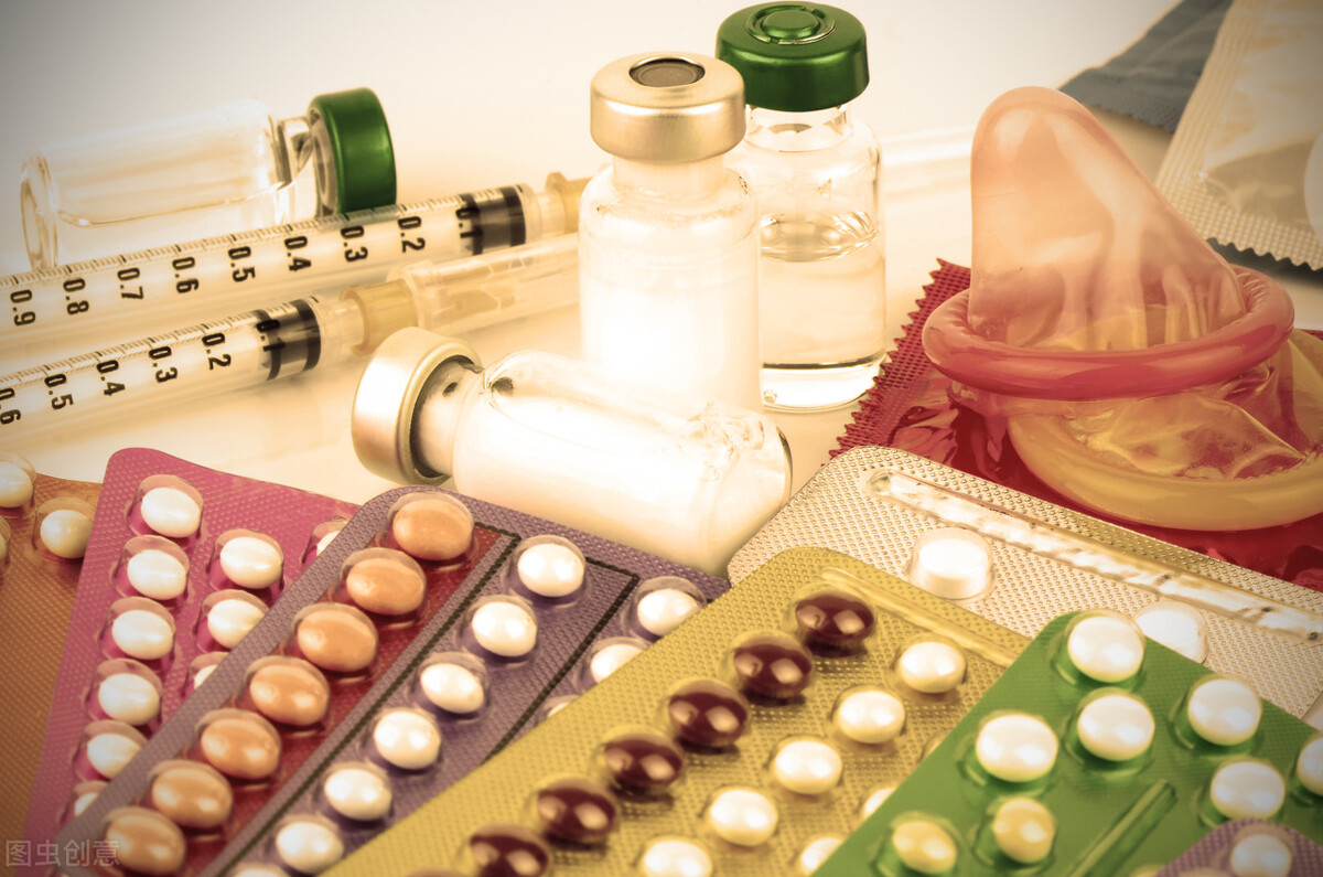 孕妇难产丈夫跪求医生别救,孕妇哭着求剖腹产