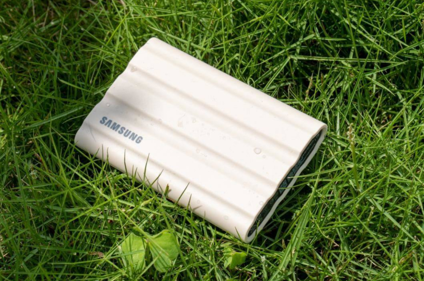 十款移动固态硬盘评测推荐,大容量移动固态硬盘十佳评测推荐