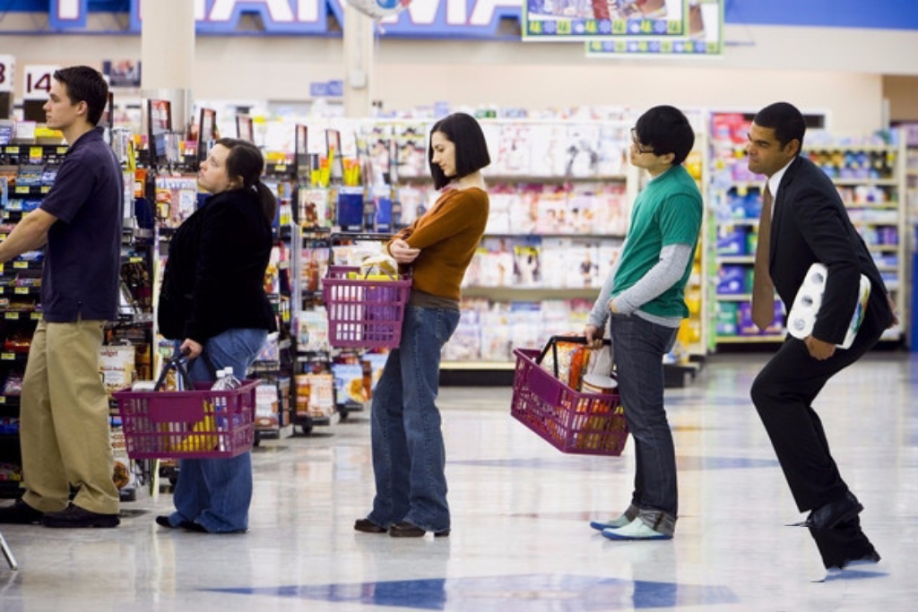 一包卫生巾引发的事件,一包卫生巾毁了女孩的一生