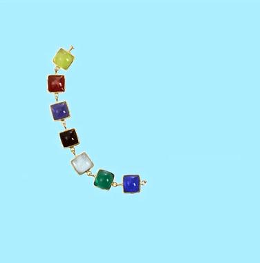 香奈儿服饰的八大经典元素,香奈儿的服饰经典款