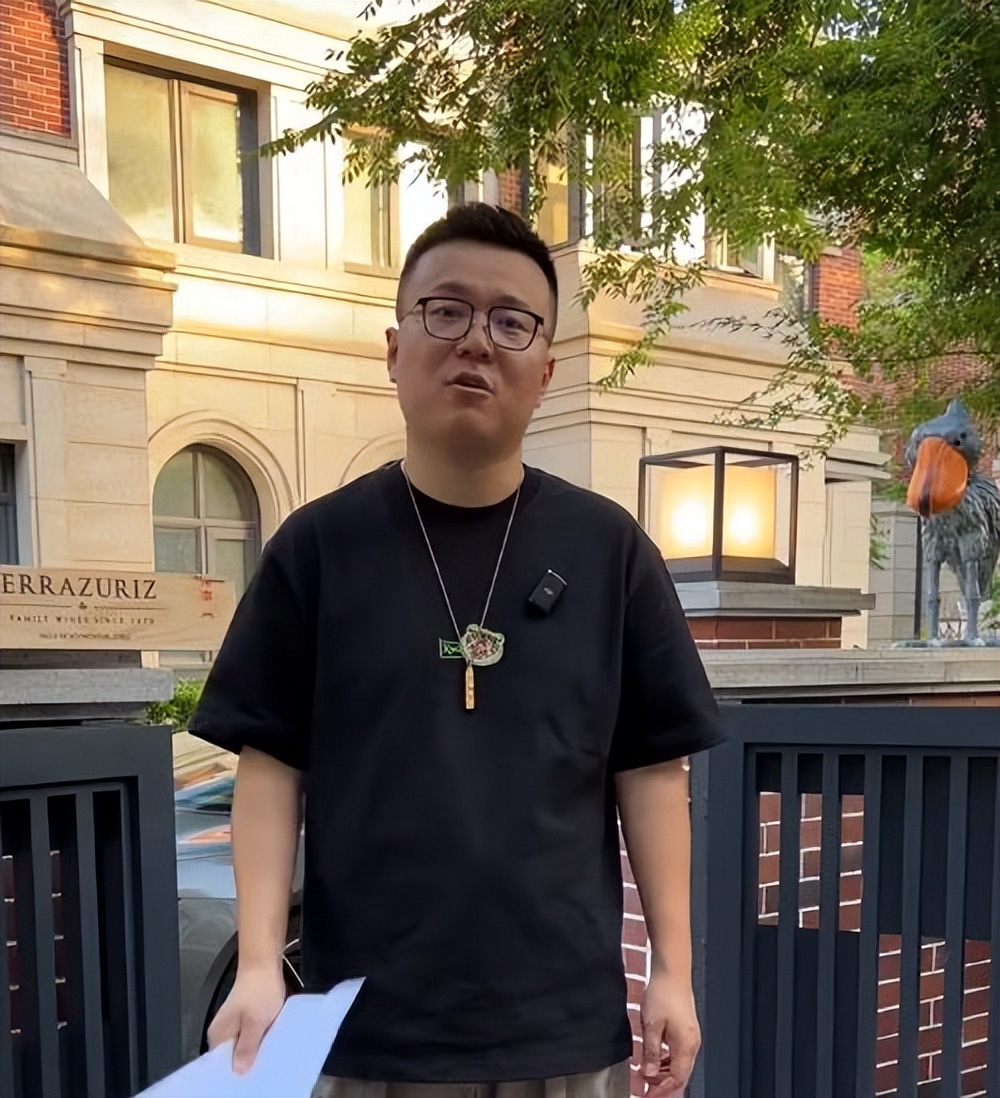 稻草放毒抖音直播,稻草放毒直播翻车