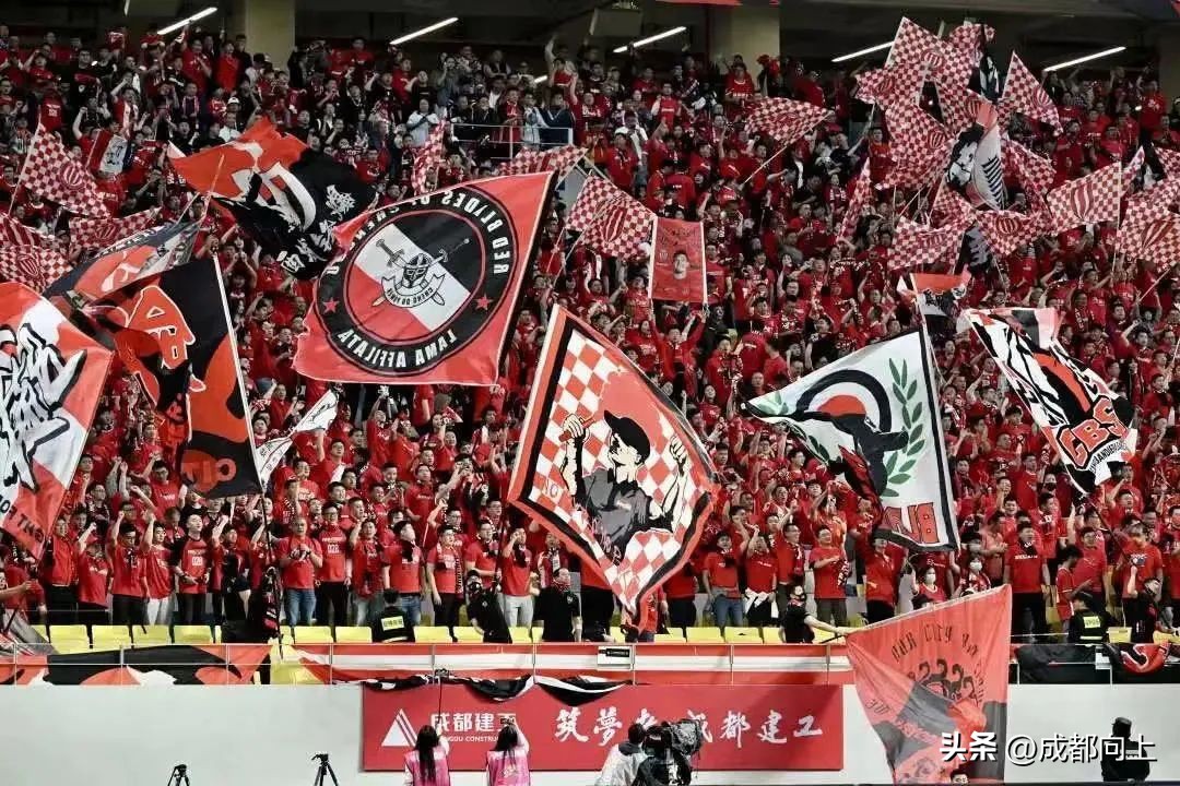 26场不败,四川为何有金牌球市