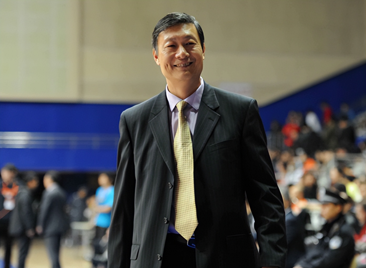 上海历史上的十大篮球明星,来自广东本土的十大篮球手