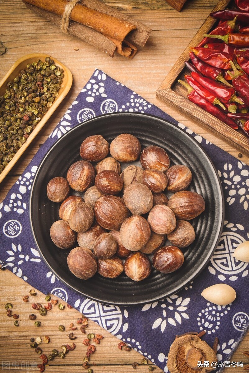 肉蔻可用哪种香料替代,肉蔻在香料中的作用和用量