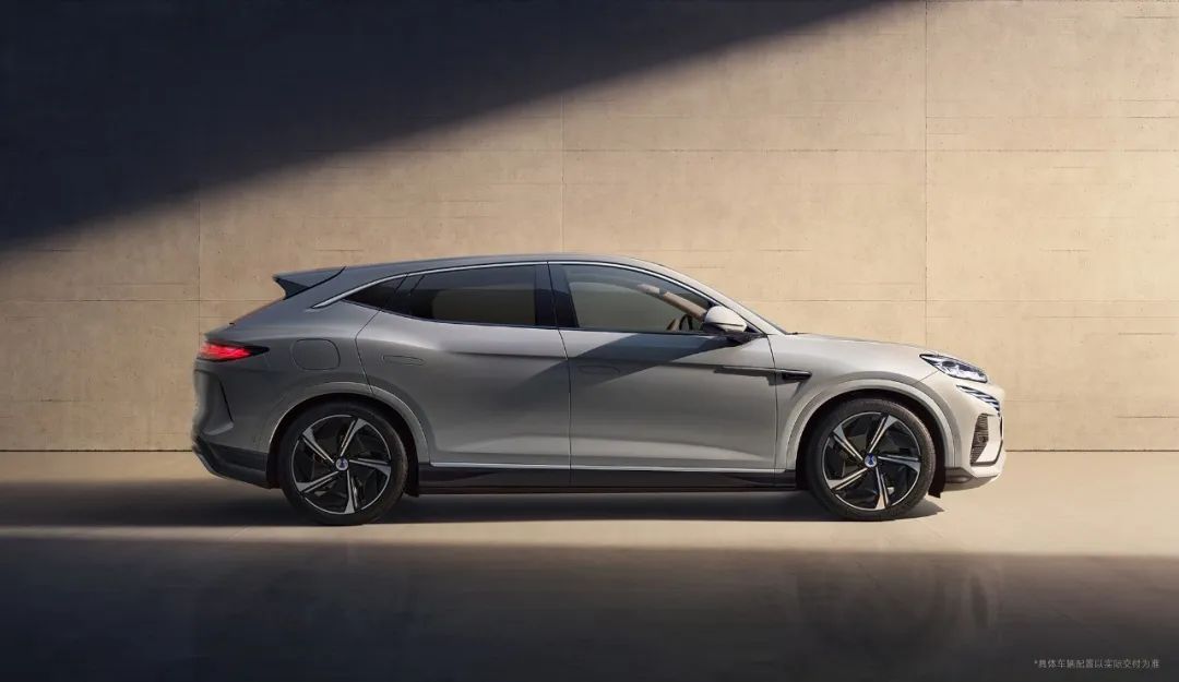 最好的七座油电混动车10万元左右,国产混动20万左右推荐