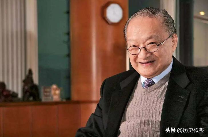 金庸:造原*弹子**,不如多做几条裤子穿!陈毅:当了裤子也要造