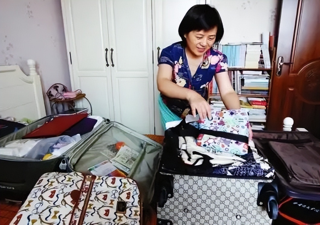 13年一女孩高考成绩从586变364，家长向教育局讨说法，结局大反转