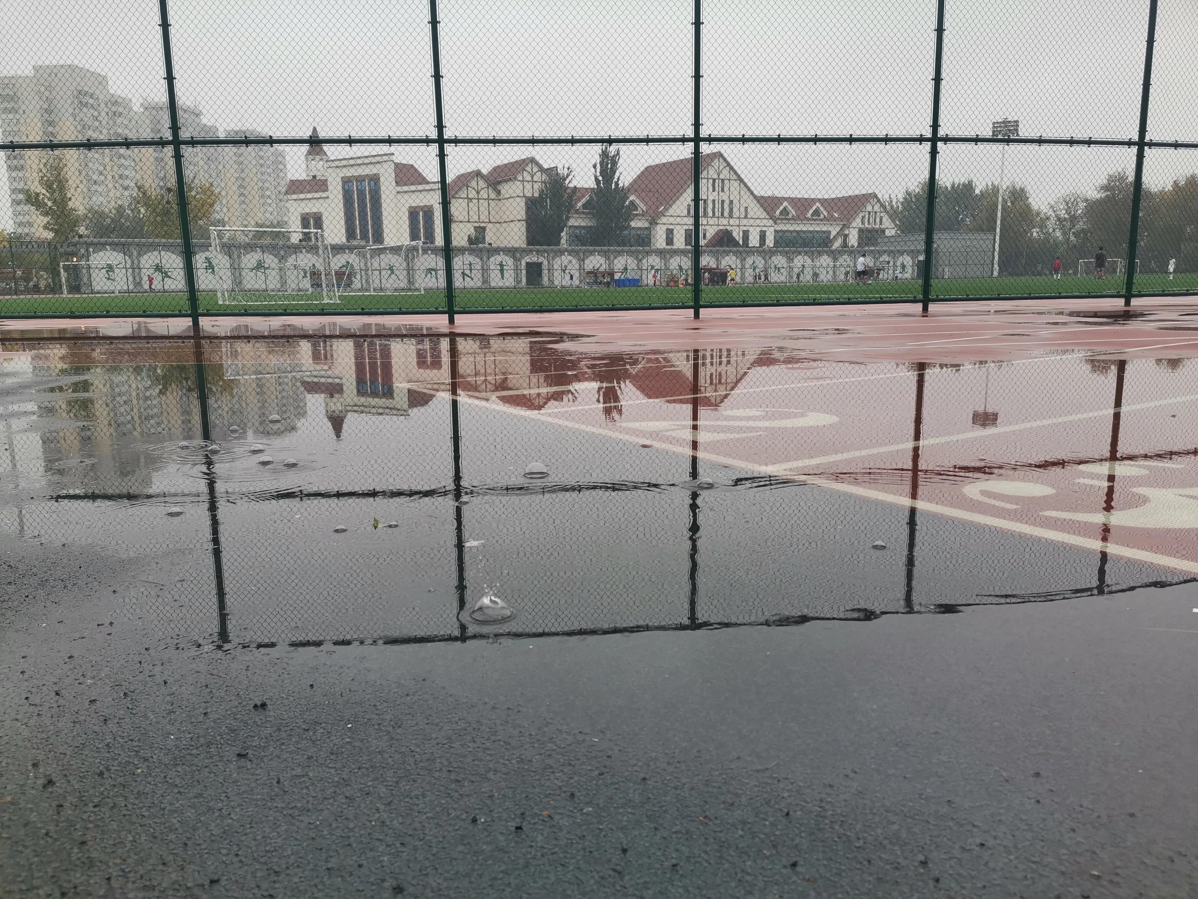 秋雨绵绵凉意浓浓,秋雨绵绵雾茫茫