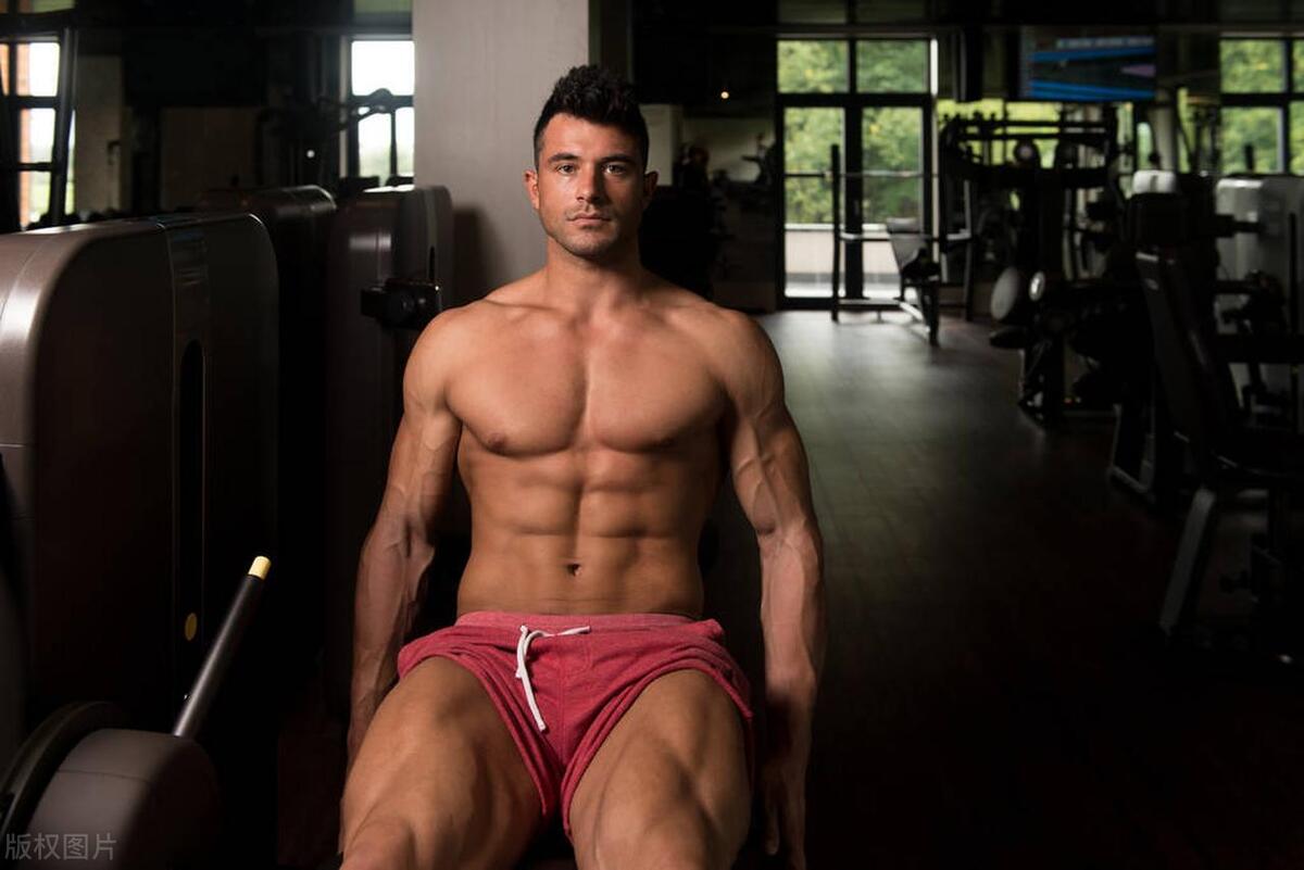 为什么健身要练腿5个动作,腿练好了有什么好处