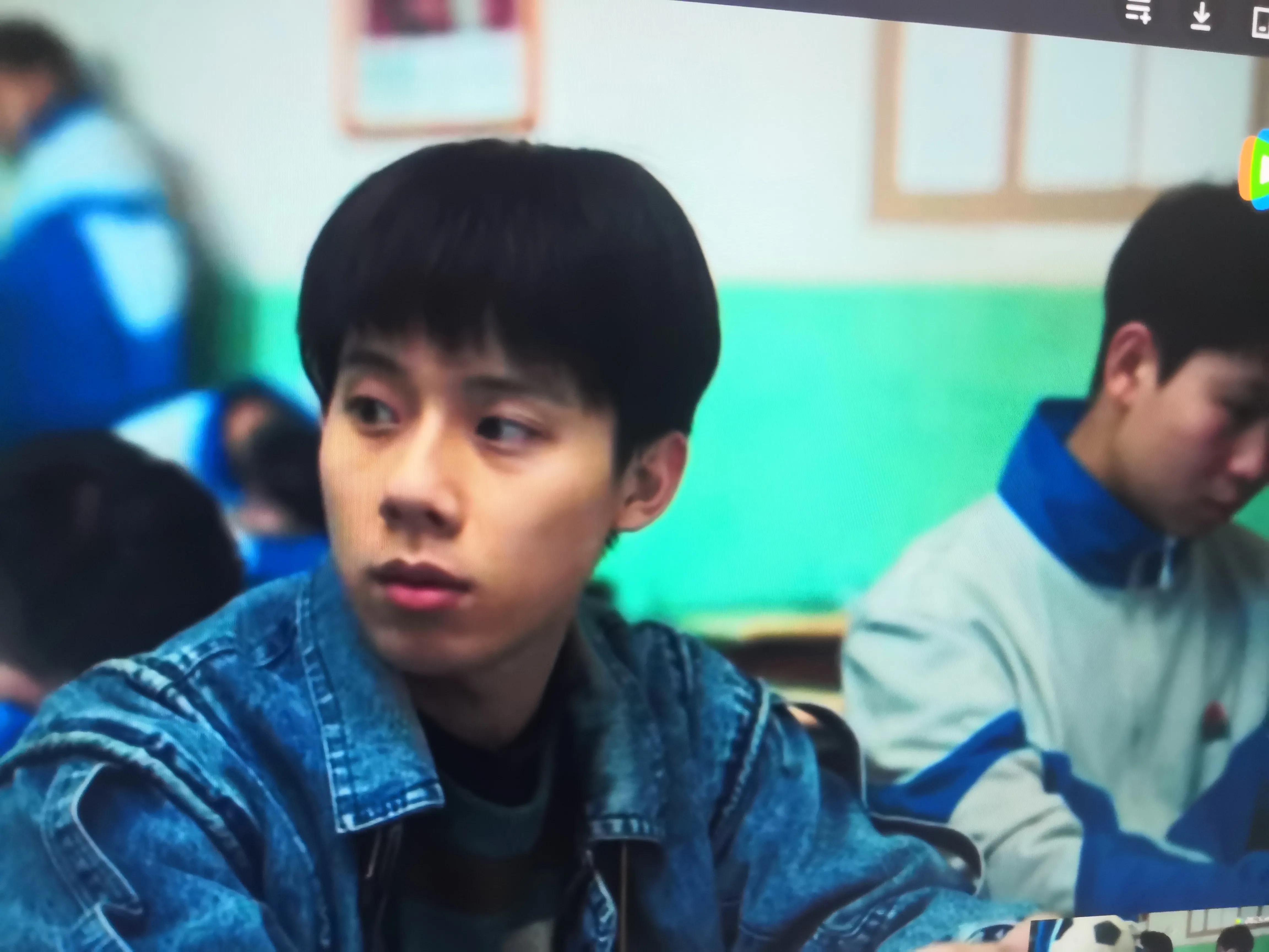 我们的日子小雪花跳舞视频,我们的日子雪花长大后好看吗