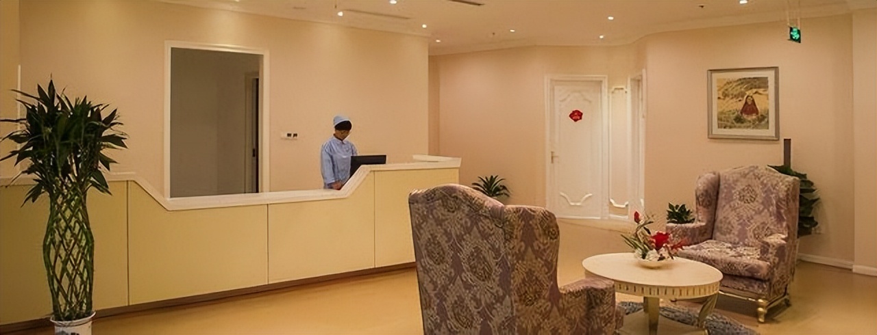 月薪多少适合去月子中心,月薪3000就能住的月子会所