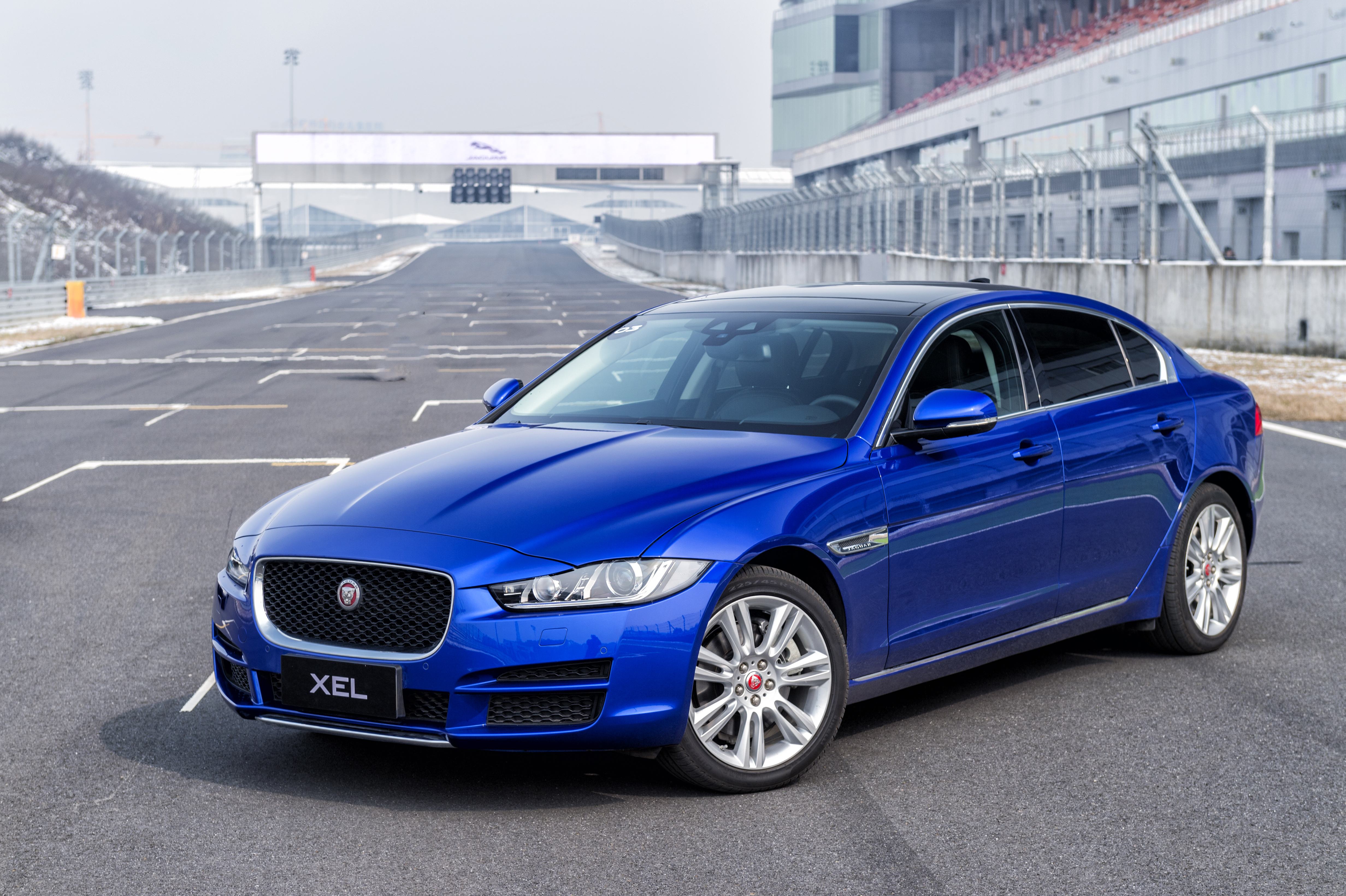 捷豹靠国内救活的吗,捷豹从豪华品牌跌入低谷