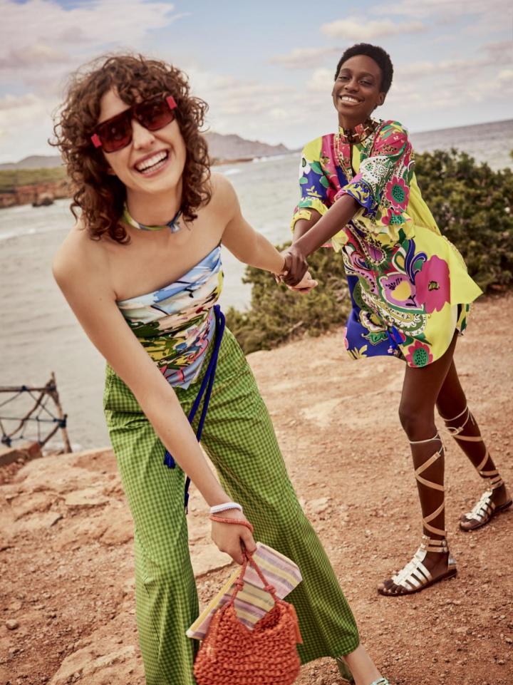 MAXCo. 2023 春夏系列广告大片重启怀旧格调