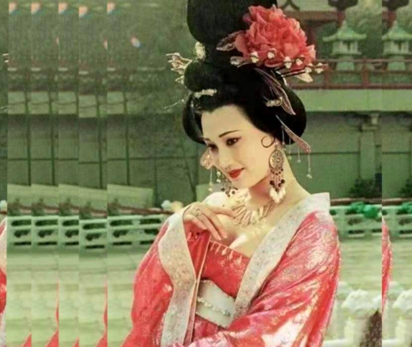 历史上真实的杨玉环身高体重,杨玉环的身高体重历史有记载吗