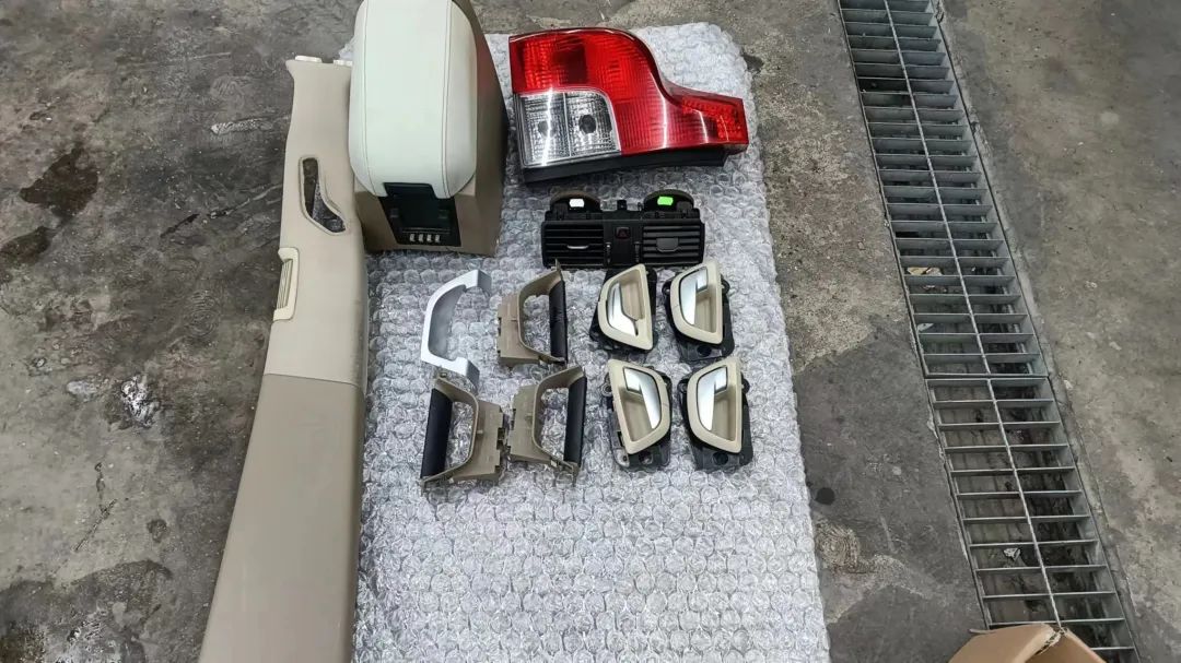 80年沃尔沃xc90出售,08款沃尔沃xc90二手多少钱