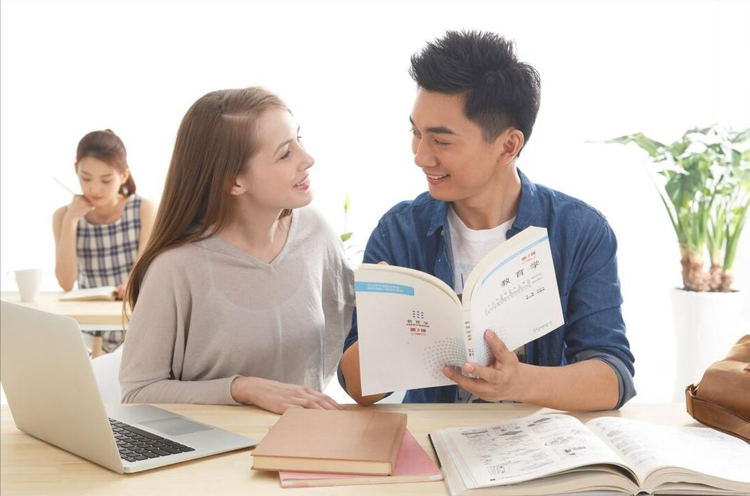 寄快递海运到英国需要15kg起步吗,寄行李到英国