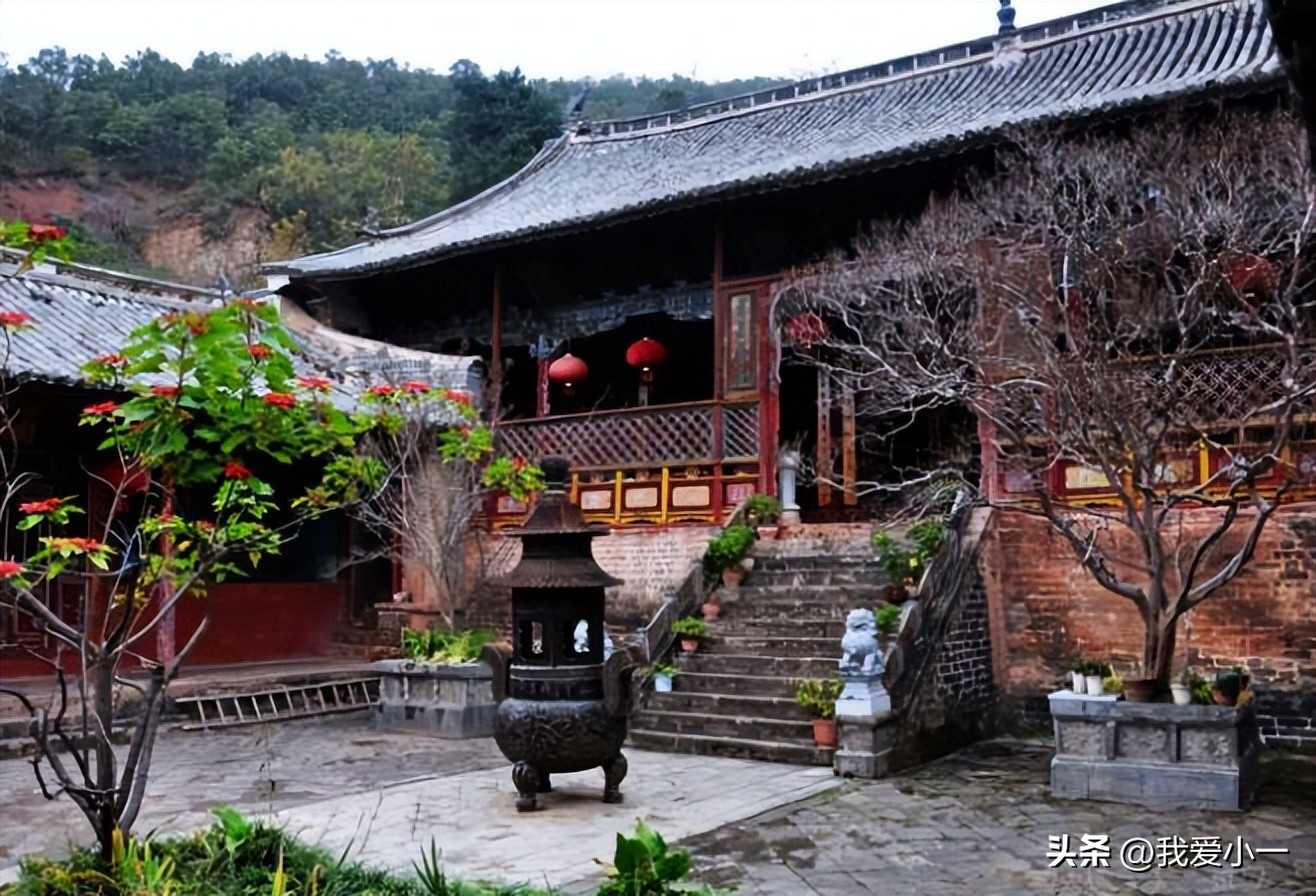 云南楚雄古建筑屋顶,云南楚雄守护古建筑