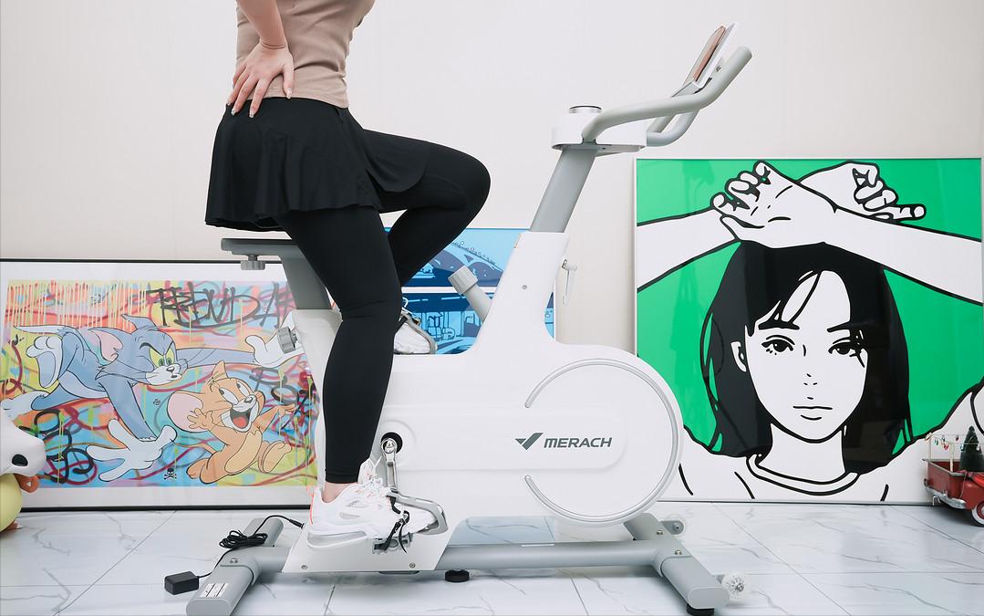 骑动感单车伤腰吗,动感单车和跑步哪个对膝盖伤害大