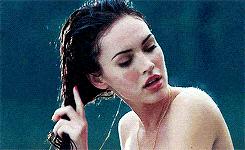 护发素弄到头皮上会导致脱发吗,护发素用错了怎么挽救