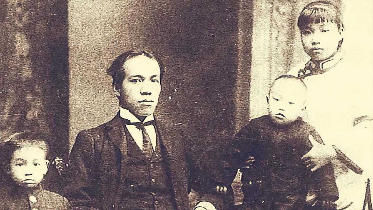 龚自珍的儿子为什么要火烧圆明园,龚自珍儿子为什么要火烧圆明园