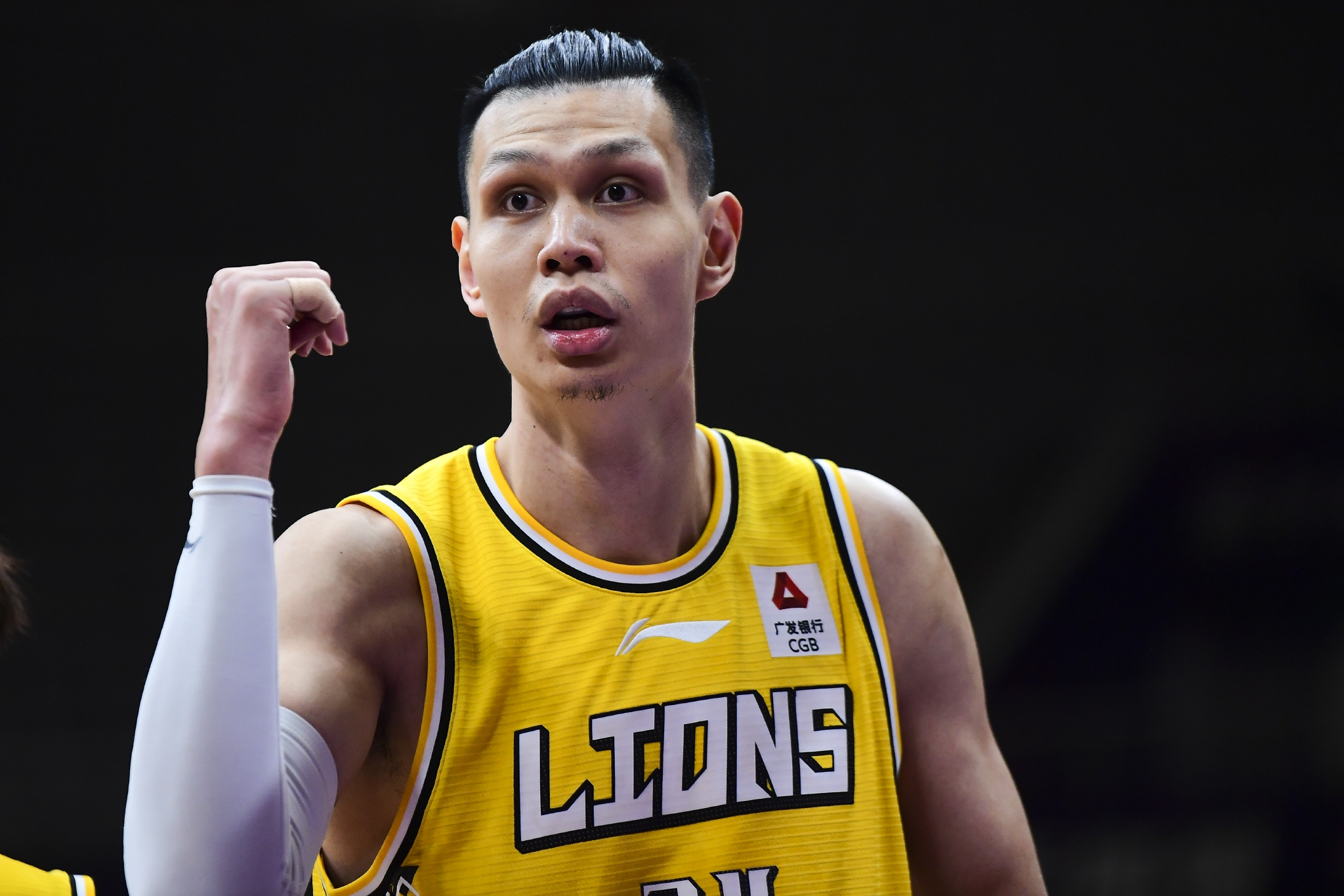 cba重磅引援北京首钢新疆男篮,cba选秀大会郭艾伦