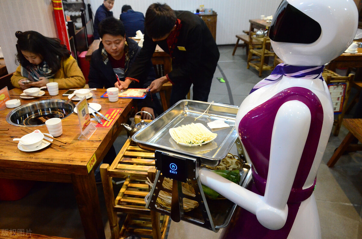 为什么越来越多的人喜欢开火锅店,明星开火锅店真的赚钱吗