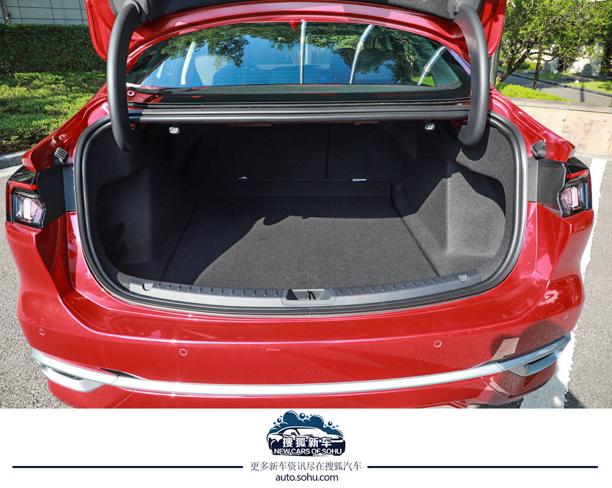 蒙迪欧2013款1.5t视频试驾油耗,试驾长安福特全新蒙迪欧