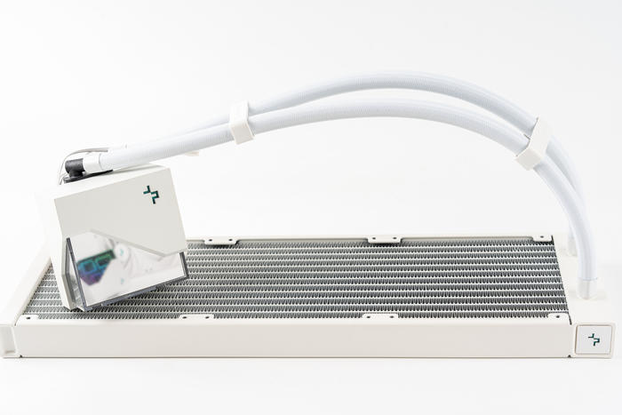 紧凑大白——Z790刀锋+影驰4070TI+机械大师C34PRO极地白装机展示