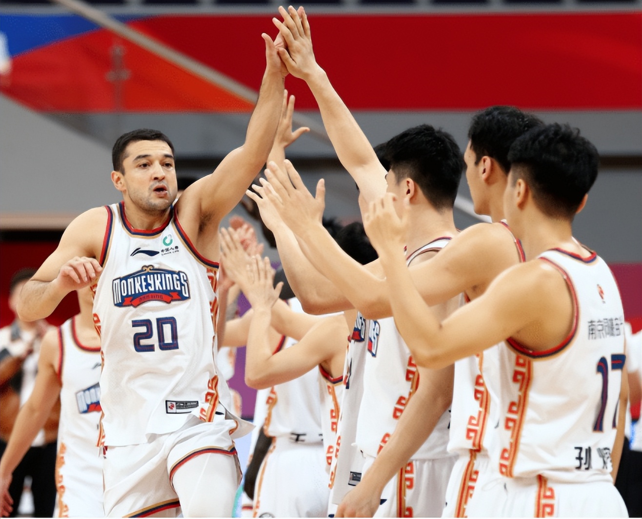 广东宏远vs南京同曦五大练兵,大胜同曦广东宏远