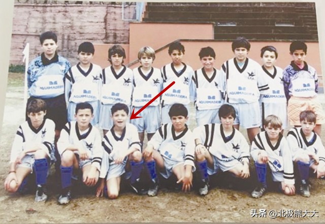 “情场浪子”C罗的风流人生：15个神级女友无缝衔接，只玩不负责