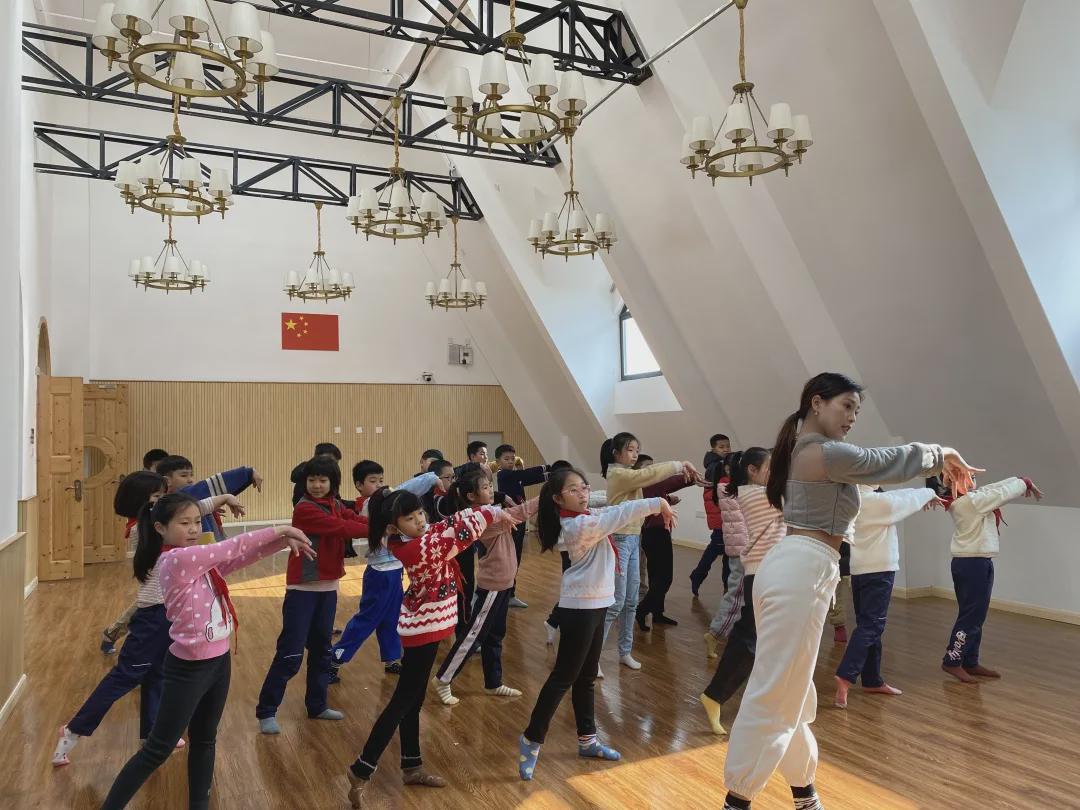 嗨出创新，嗨出优雅，嗨出国际范！寒假第一周，新川娃们这么嗨