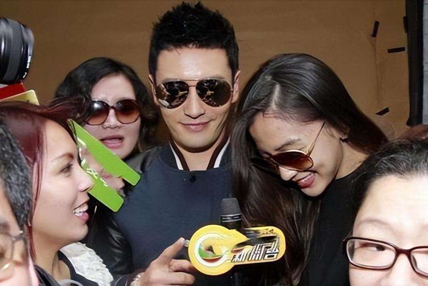 黄晓明杨颖被曝分居两年,黄晓明又和绯闻女友同框了