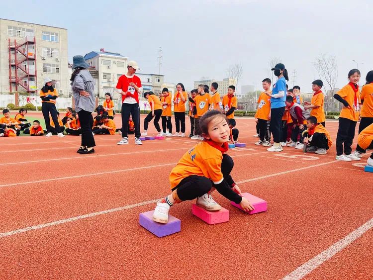 光明路小学生趣味运动会,奔跑吧少年趣味运动会