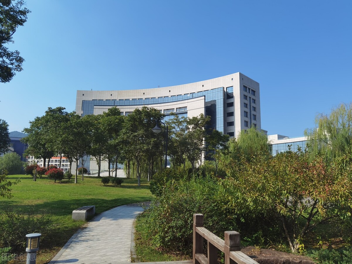 为什么都说中医不讲科学,为什么现在很多中医都不懂得辩证