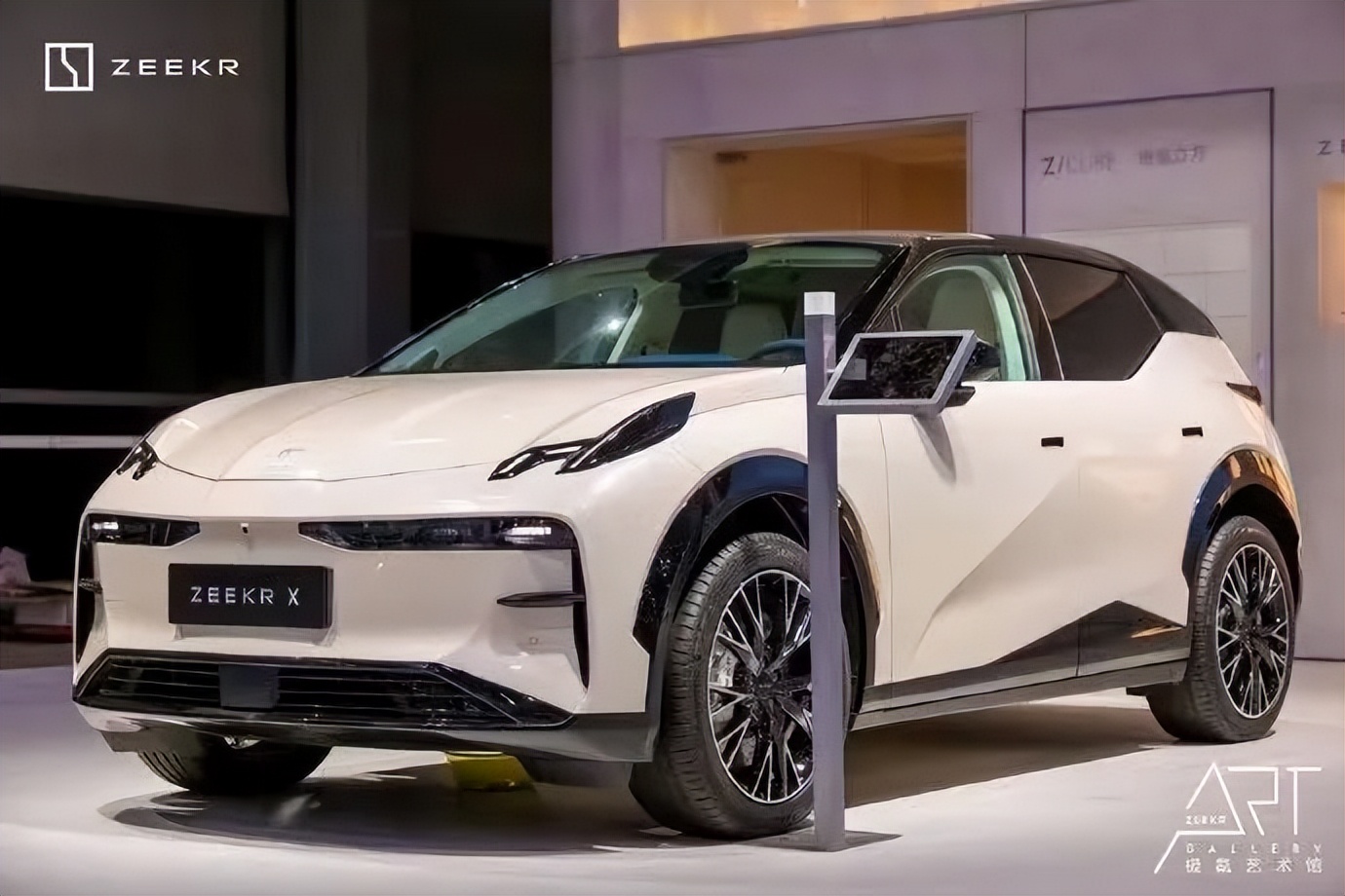 蝉联销冠，安聪慧吐露心声：极氪不快也不完美