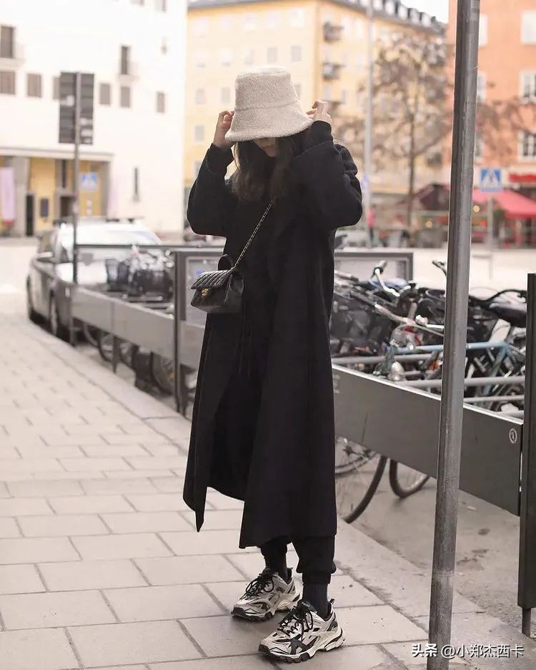 有什么能根据自己的脸型选帽子,不同头型脸型适合什么样的帽子