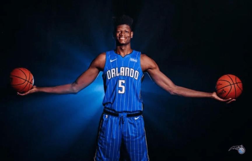 贾巴尔和张伯伦臂展谁更长,nba历史最高个人得分张伯伦