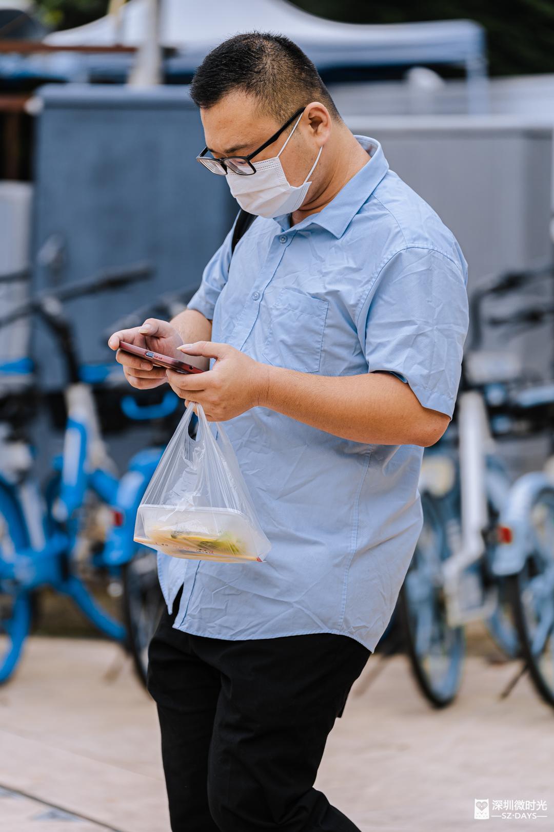 深圳人的早餐：拎袋跑路，全靠应付