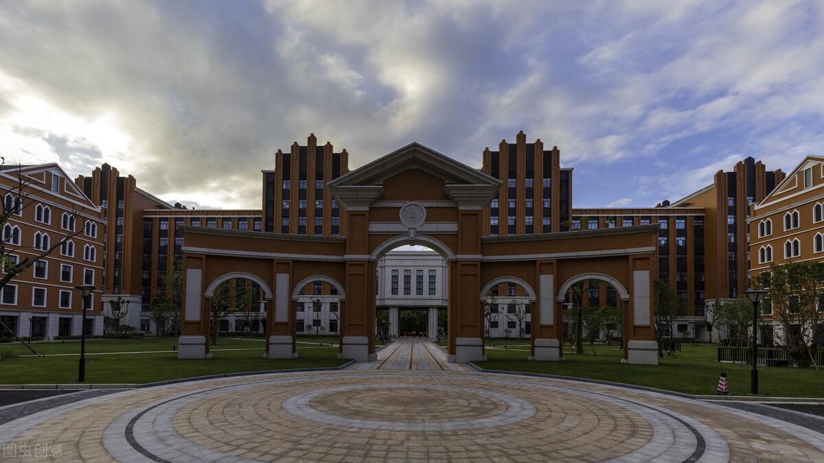 上海交大和西安交大专业,上海交大和西安交大谁厉害