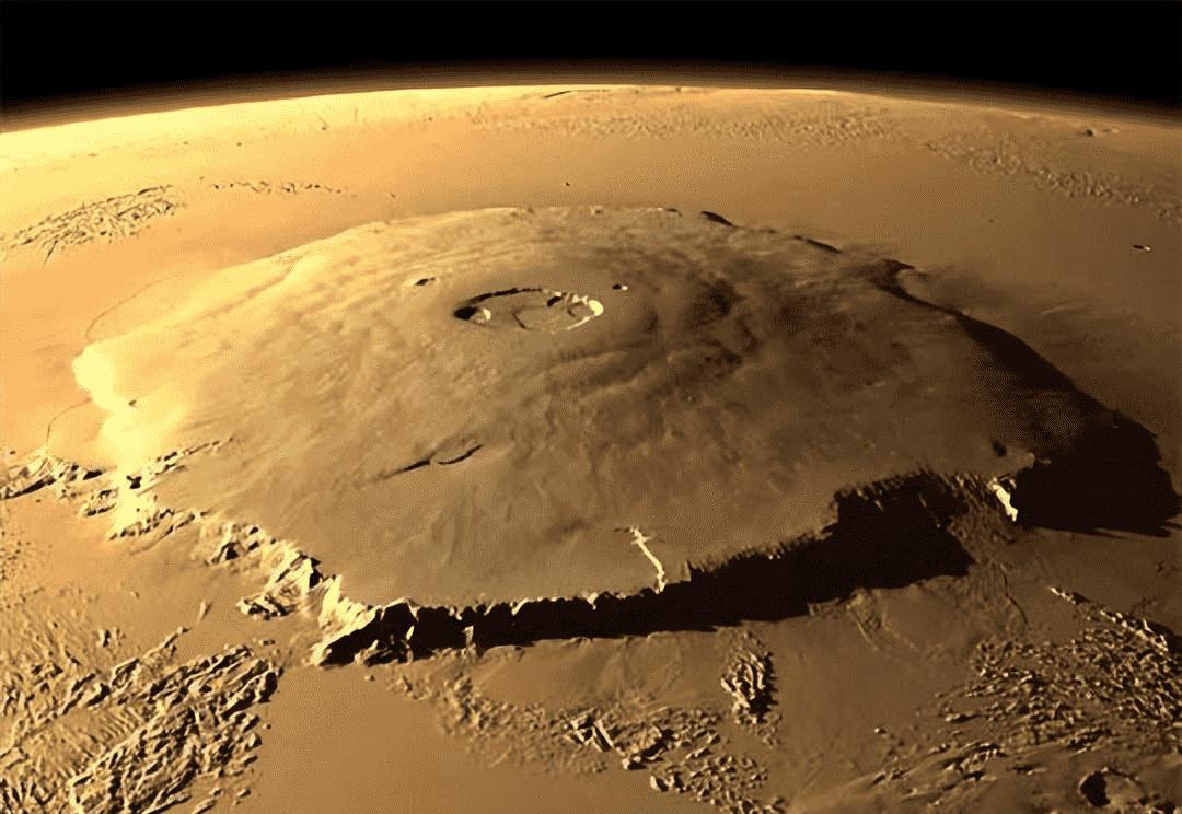 羞耻与痛苦：30张老照片记录纳粹强迫妇女脱衣的残忍场景！