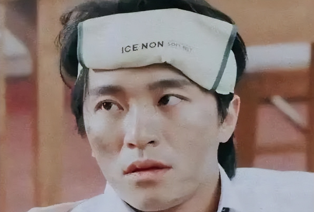 周星驰成名之路背后的辛酸,周星驰成名心酸史