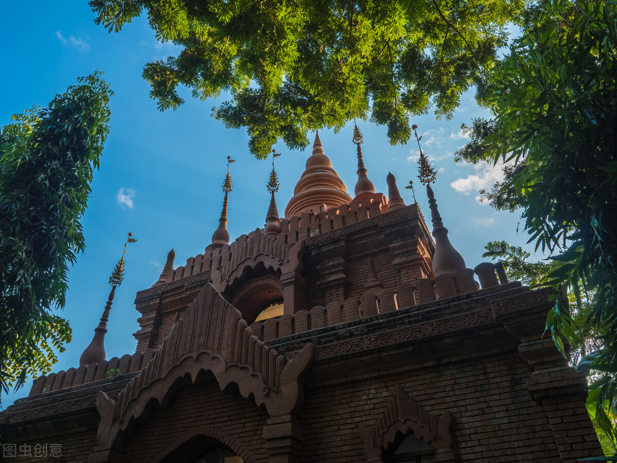 中国最具风情的养老胜地，北回归线上唯一的绿洲，不在乎春夏秋冬