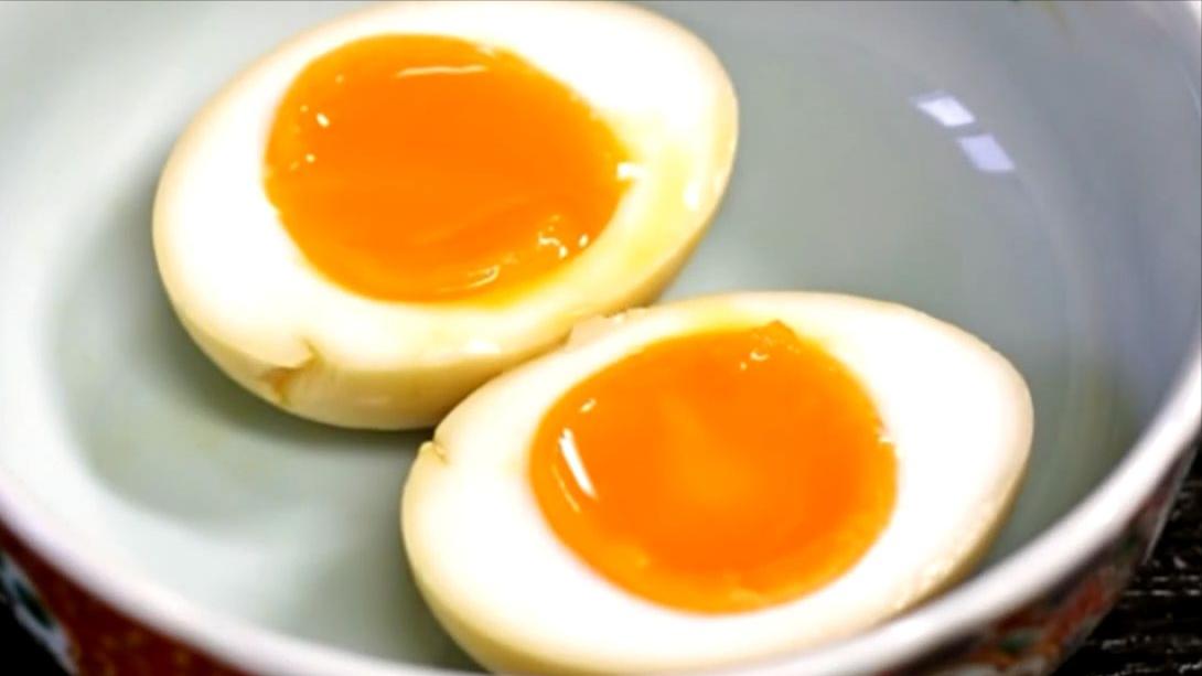 溏心鸡蛋吃了会中毒吗,溏心蛋吃多了会拉肚子吧