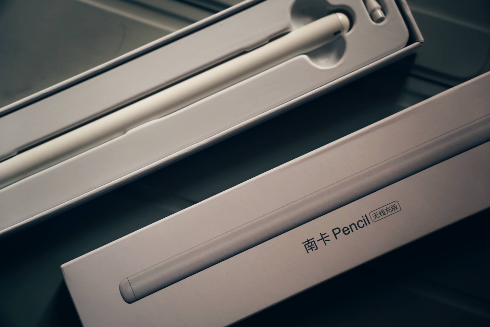 南卡电容笔和苹果pencil,南卡pencil磁吸和充电仓哪个好