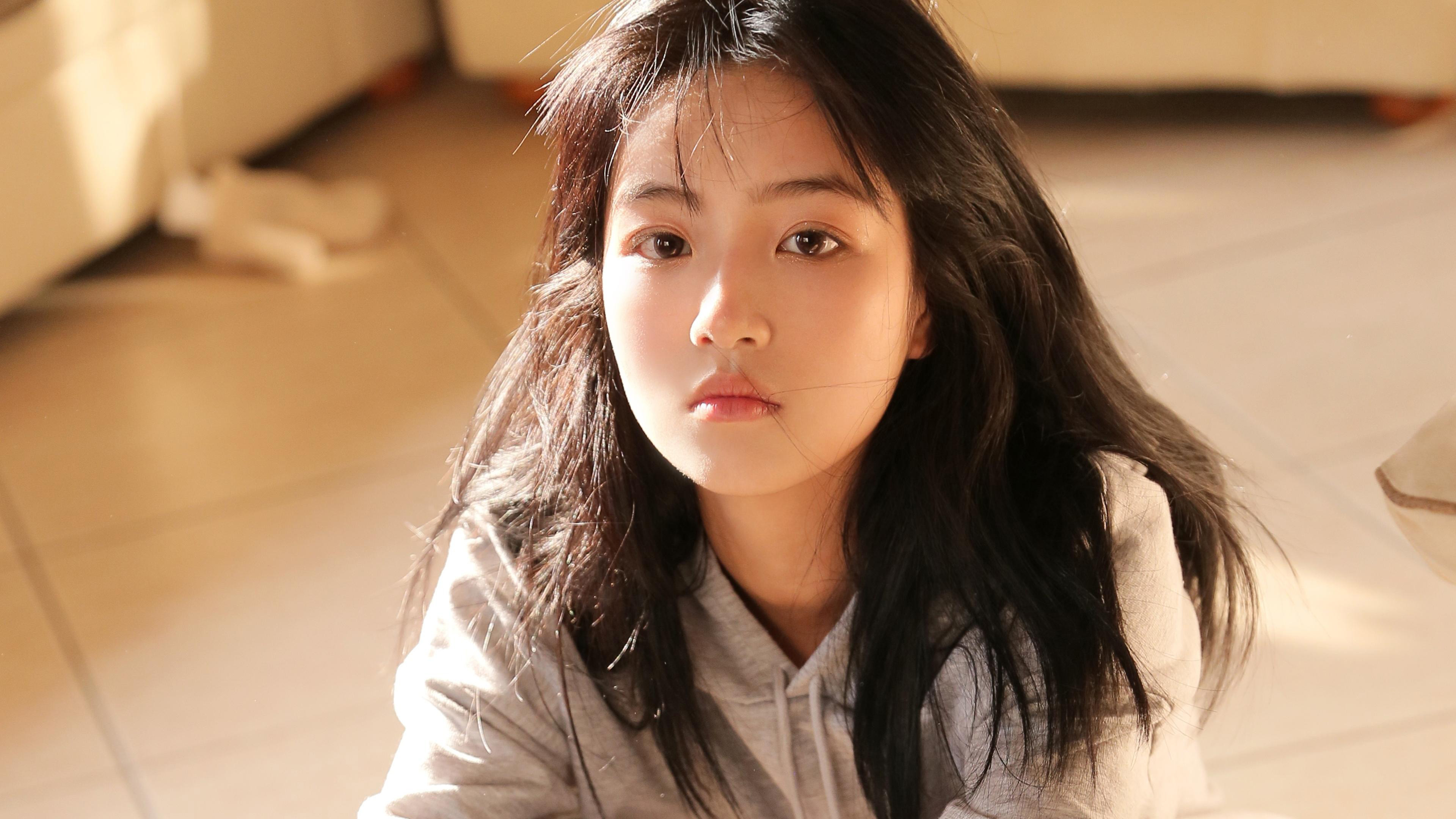 老婆做销售陪客户喝酒,卖车女销售经常陪客户喝酒